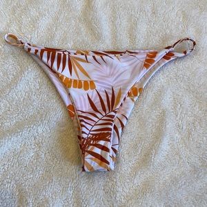Cheeky floral print bikini bottom